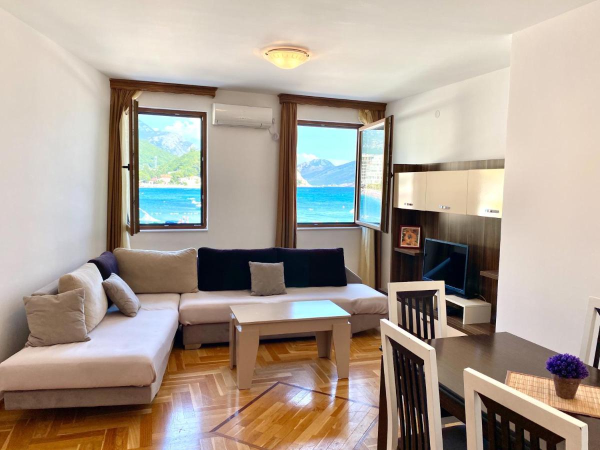Apartment First Line